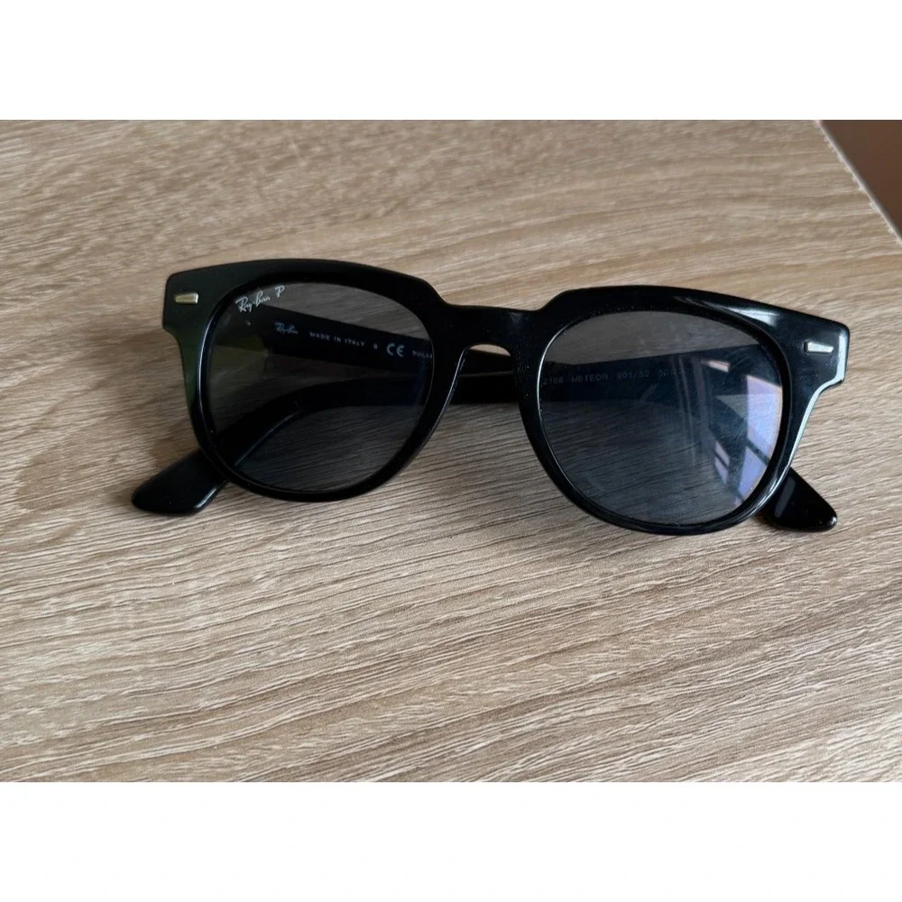 Ray Ban Black Rb4168 601 Meteor RB 4168 Made In Italy Classic Retro Elegant - Picture 1 of 9